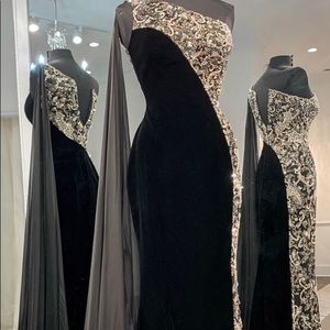 Custom Sherri Hill Couture Black Velvet w beading.